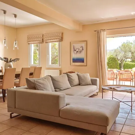 Levanda Koukla By *